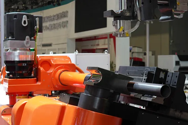 CNC Tube Bending Machine